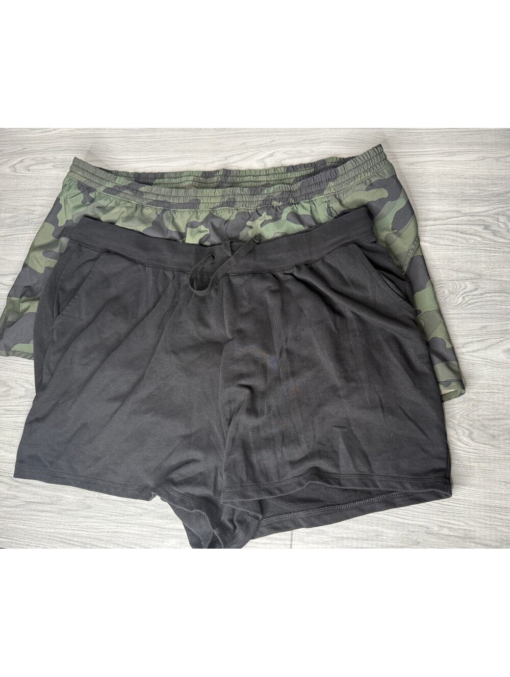 Old Navy Active Camo 2 Set XXL Activewear Shorts